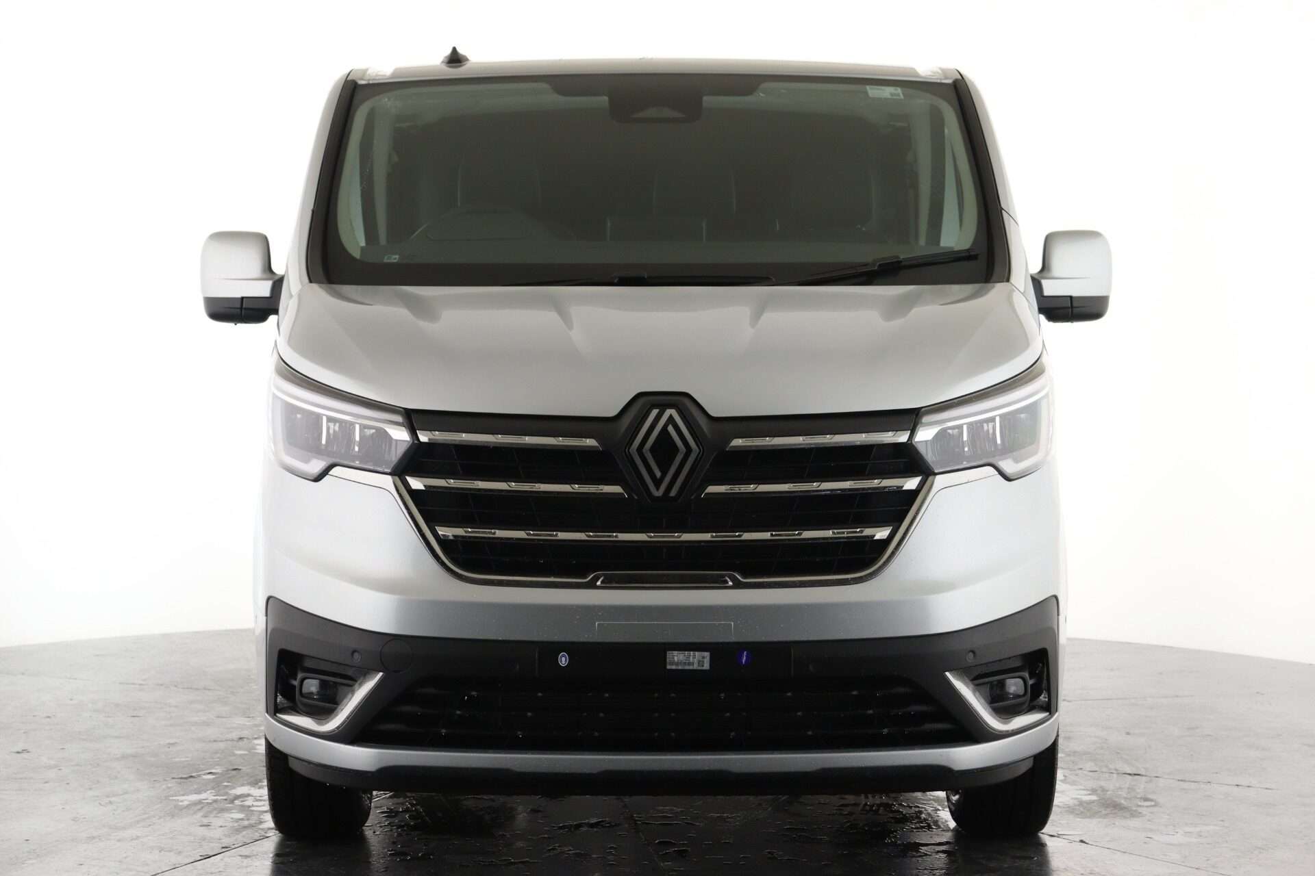 2026 RENAULT TRAFIC 2026 RENAULT TRAFIC