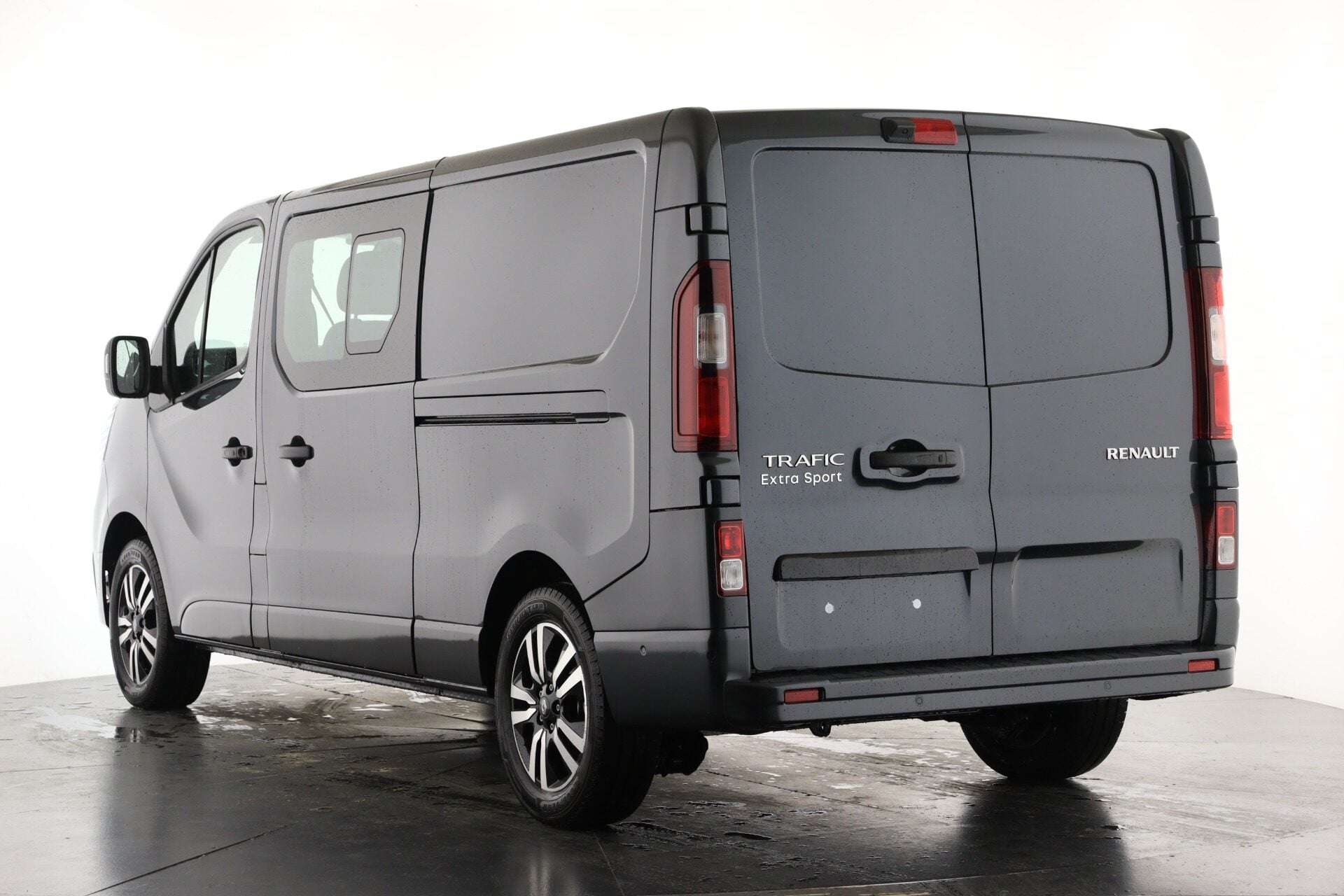 2026 RENAULT TRAFIC 2026 RENAULT TRAFIC