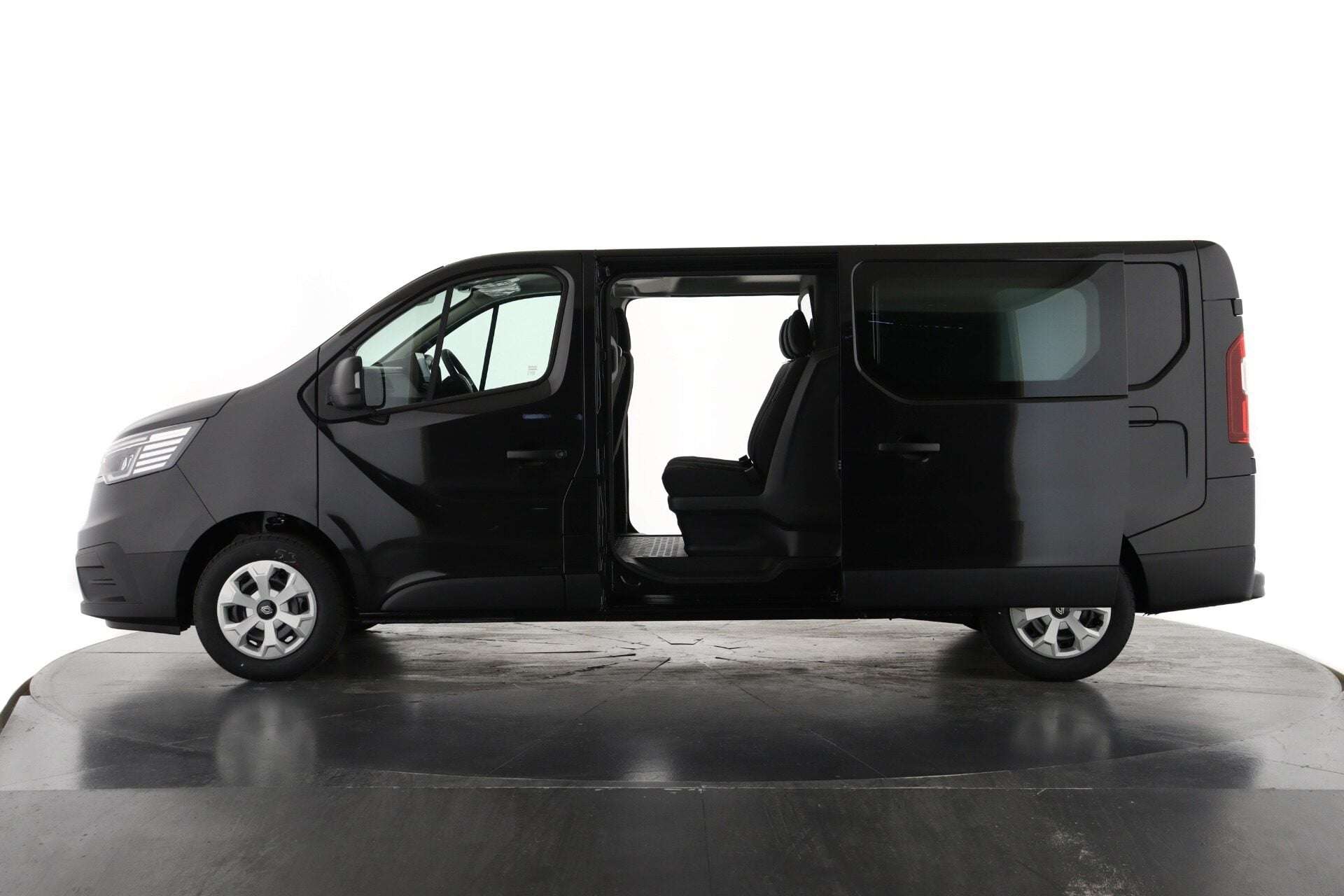 2026 RENAULT TRAFIC 2026 RENAULT TRAFIC