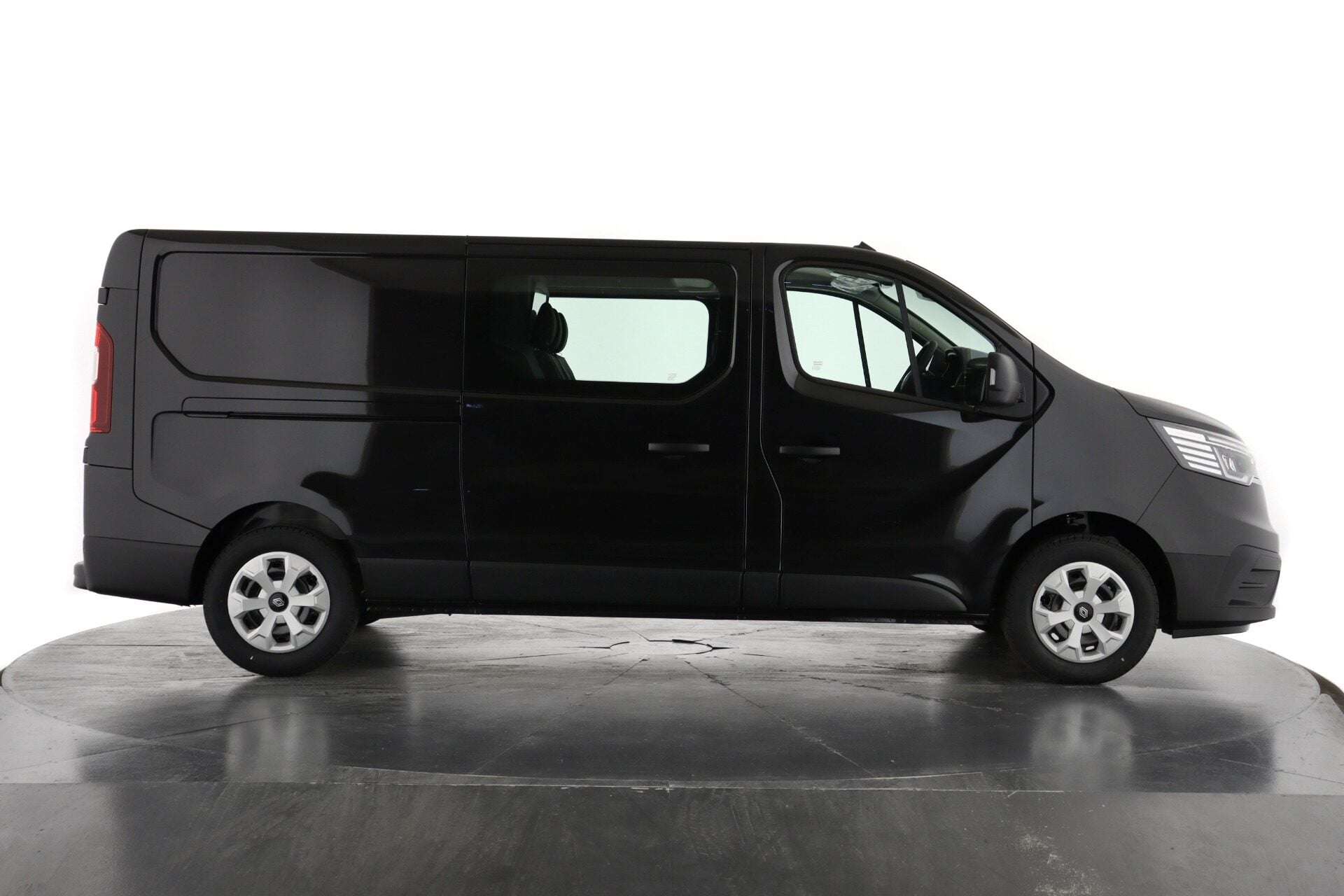 2026 RENAULT TRAFIC 2026 RENAULT TRAFIC