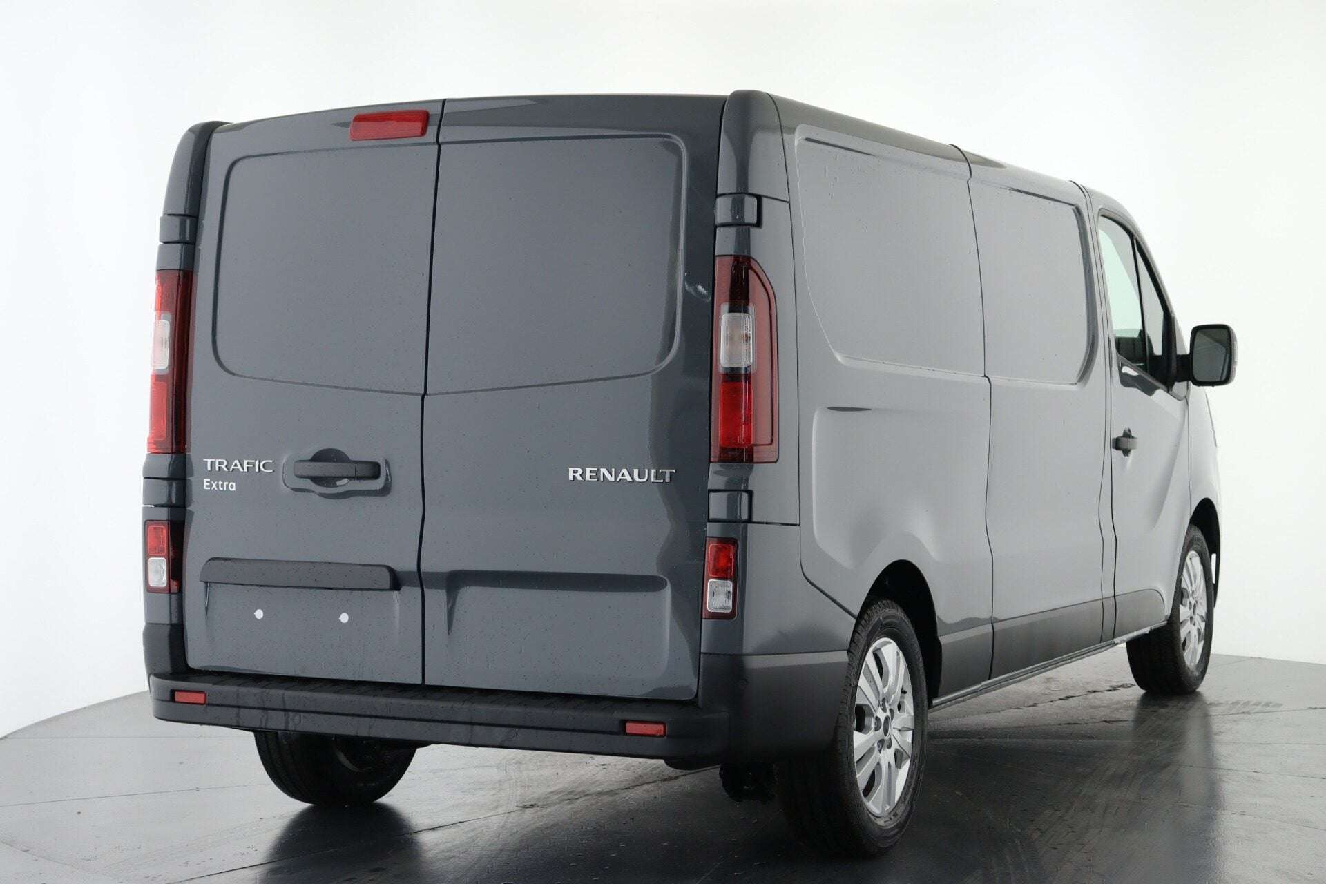 2026 RENAULT TRAFIC 2026 RENAULT TRAFIC