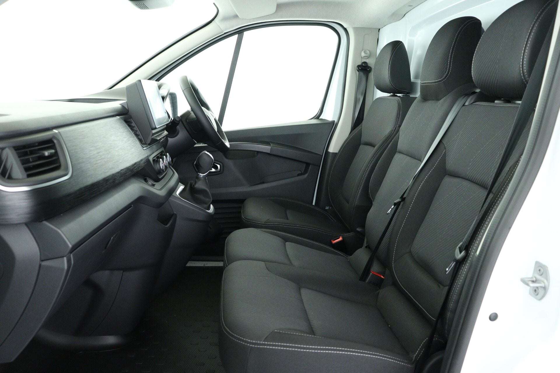 2026 RENAULT TRAFIC 2026 RENAULT TRAFIC