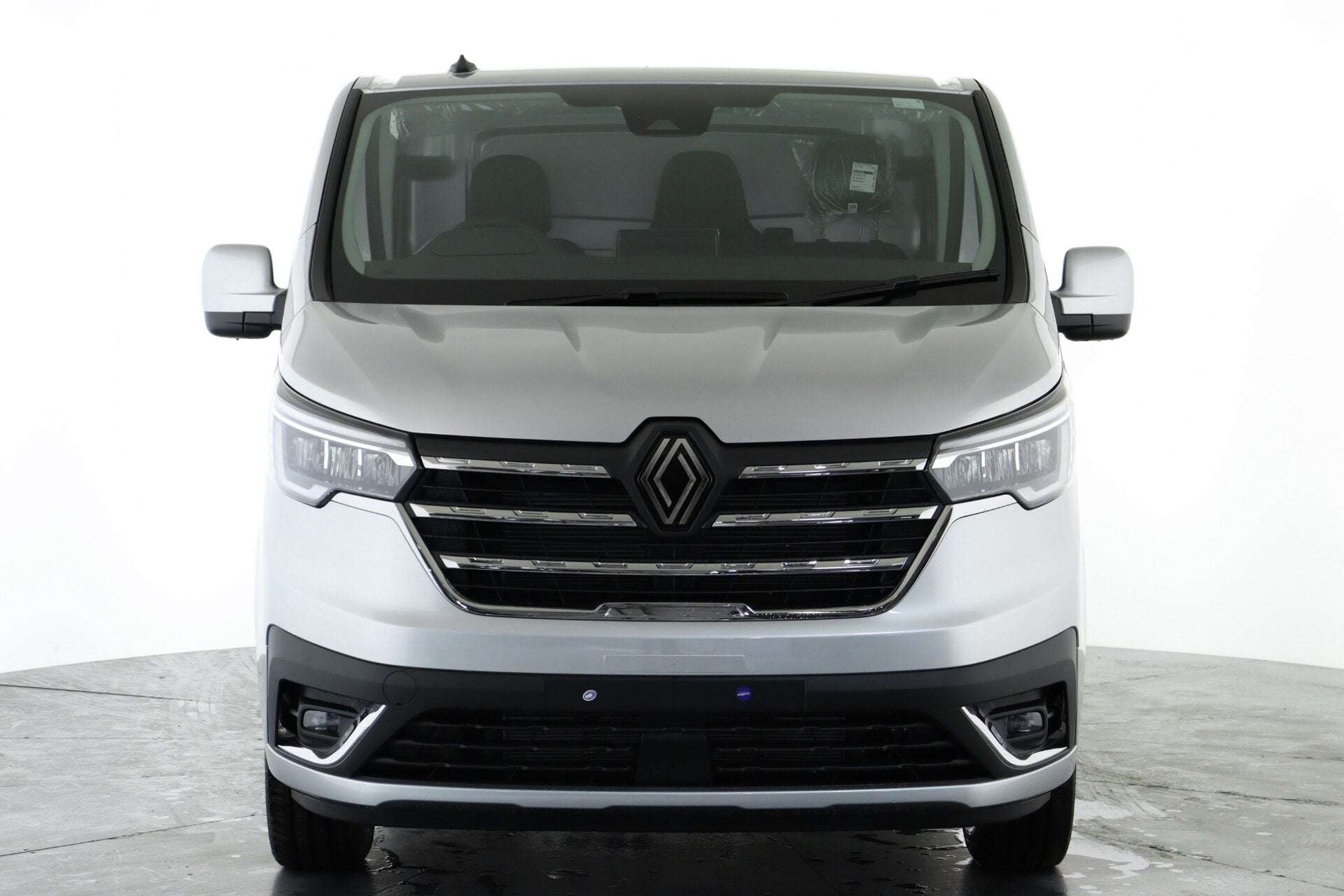 2026 RENAULT TRAFIC 2026 RENAULT TRAFIC