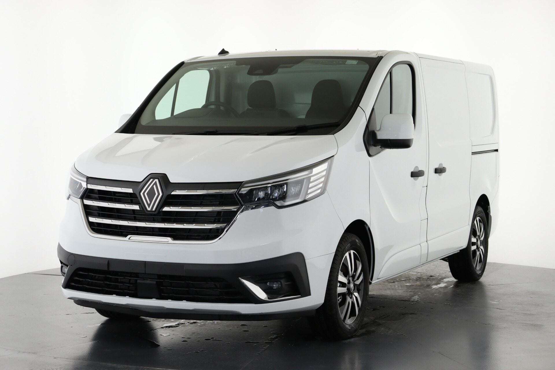 2026 RENAULT TRAFIC 2026 RENAULT TRAFIC