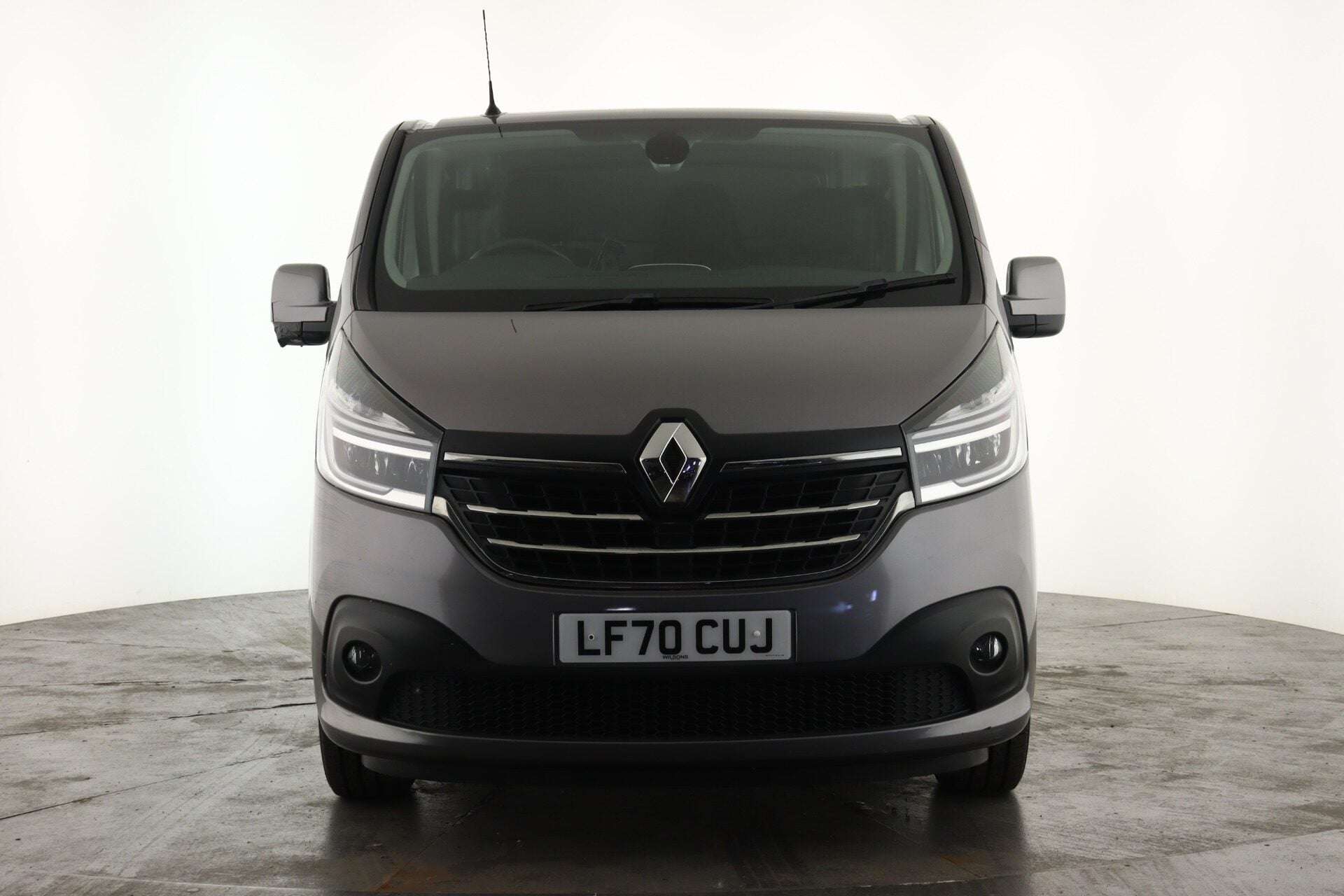 A 2020 RENAULT TRAFIC LL30 ENERGY dCi 145 Sport Nav Van A 2020 RENAULT TRAFIC LL30 ENERGY dCi 145 Sport Nav Van