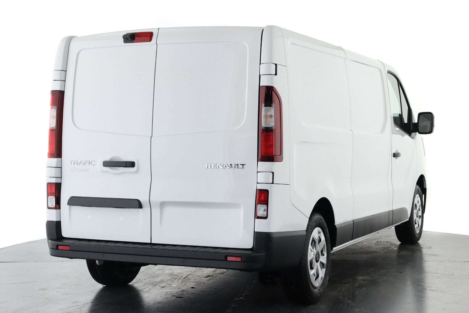 A 2026 RENAULT TRAFIC LL30 Blue dCi 130 Advance A 2026 RENAULT TRAFIC LL30 Blue dCi 130 Advance