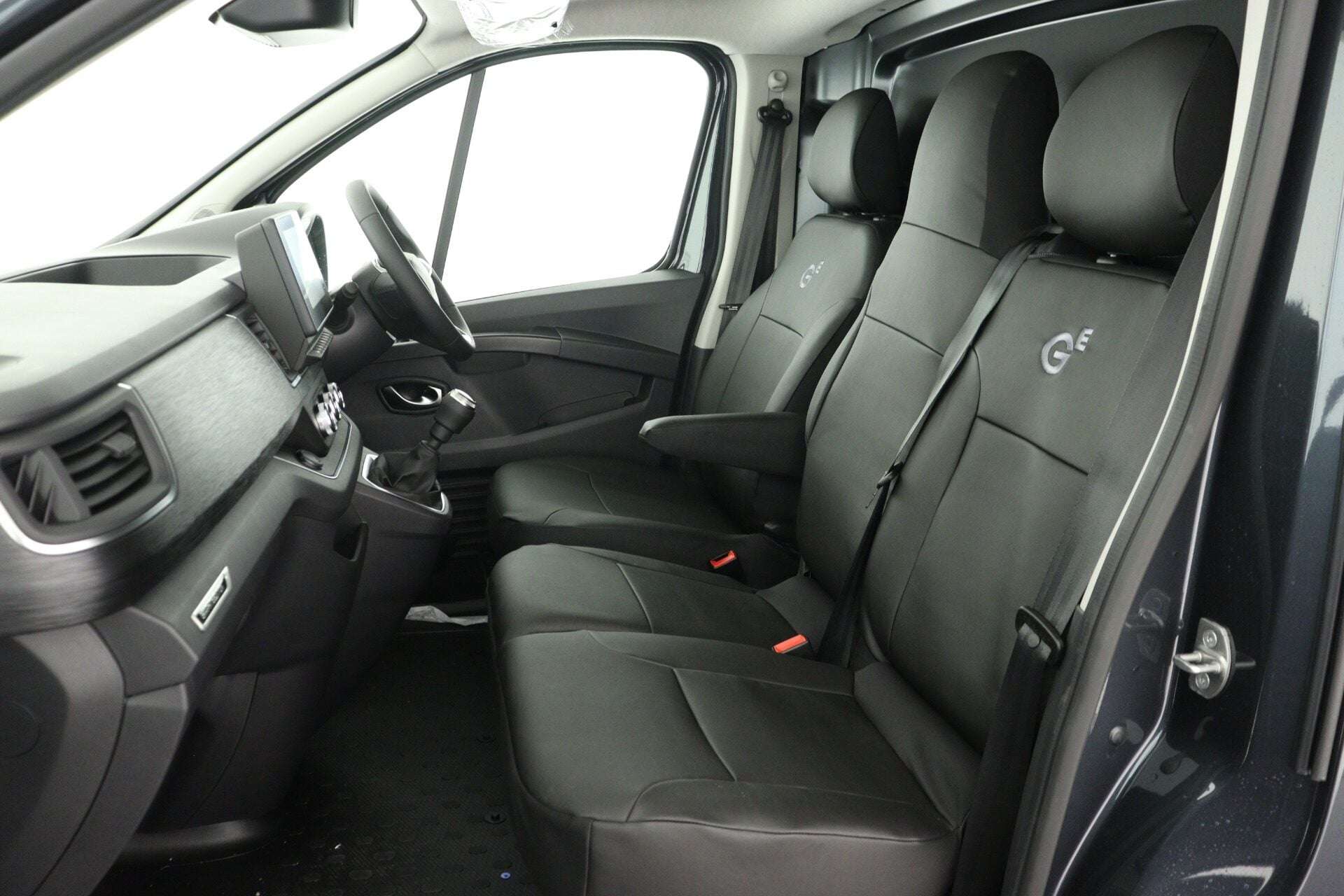 2026 RENAULT TRAFIC 2026 RENAULT TRAFIC