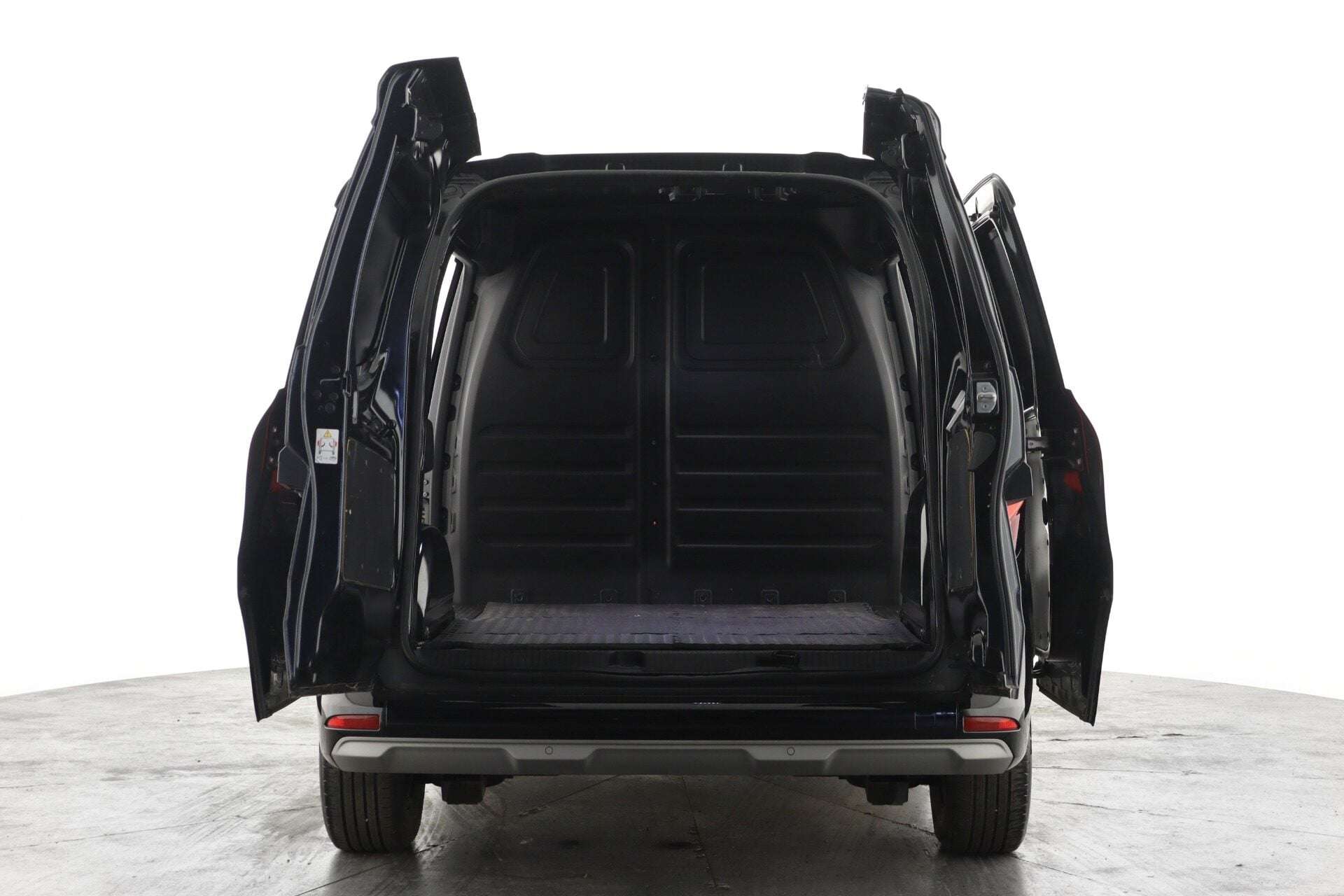 A 2024 NISSAN TOWNSTAR 90kW Tekna Van Auto 45kWh A 2024 NISSAN TOWNSTAR 90kW Tekna Van Auto 45kWh