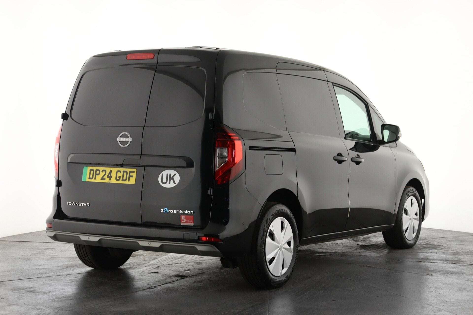A 2024 NISSAN TOWNSTAR 90kW Tekna Van Auto 45kWh A 2024 NISSAN TOWNSTAR 90kW Tekna Van Auto 45kWh