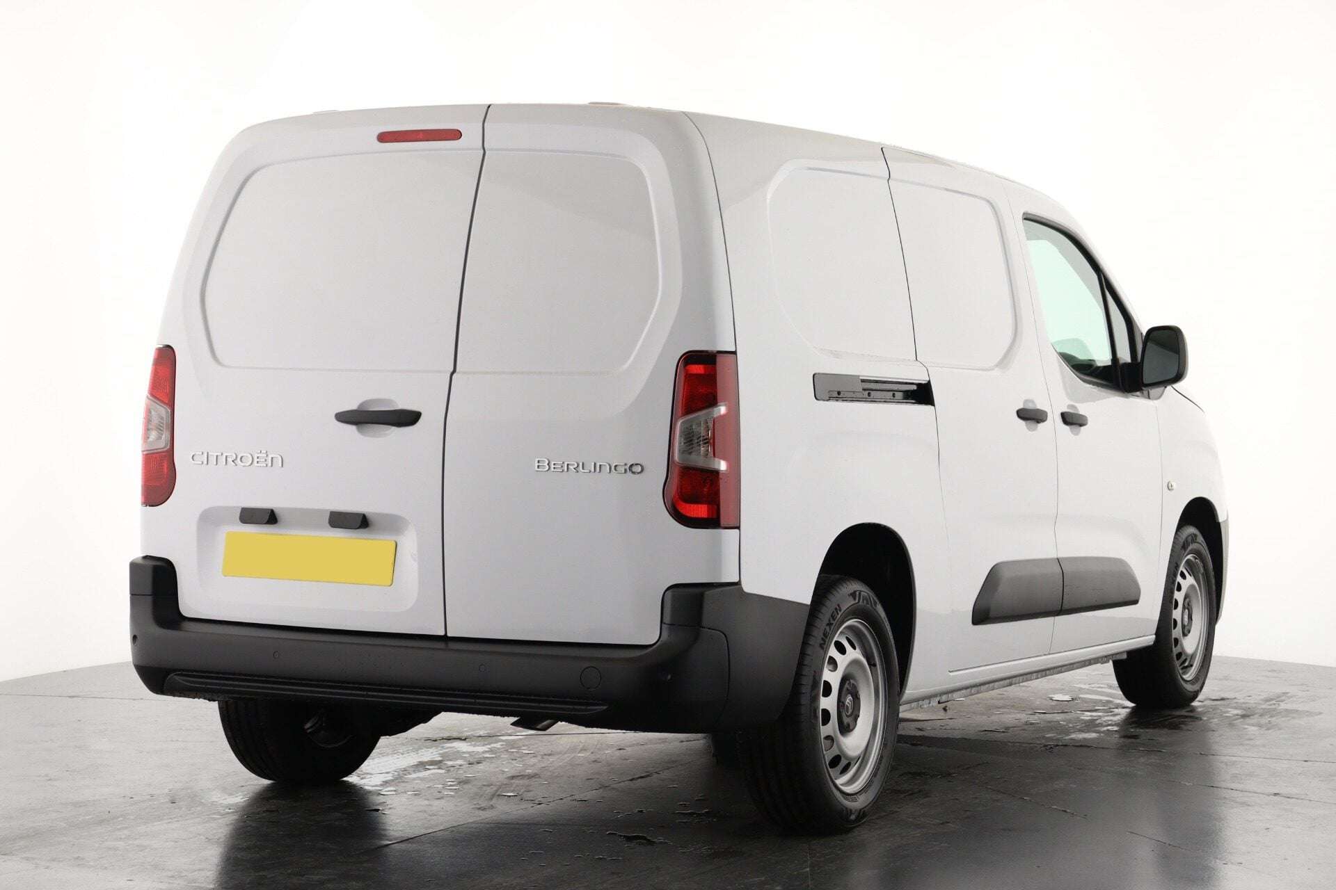 A 2026 CITROEN BERLINGO XL 1.5 D 100ps Van Enterprise Plus A 2026 CITROEN BERLINGO XL 1.5 D 100ps Van Enterprise Plus
