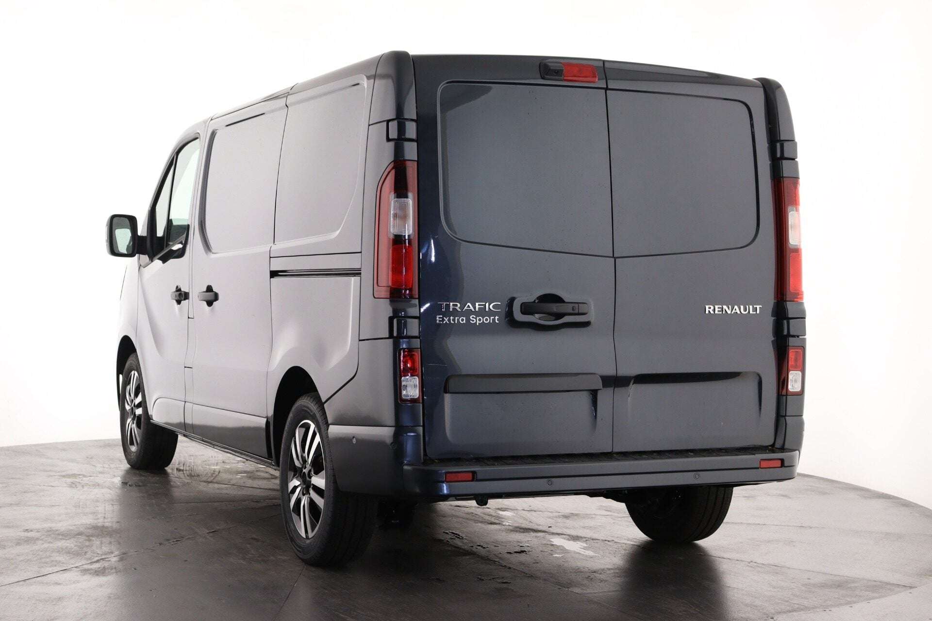 2026 RENAULT TRAFIC 2026 RENAULT TRAFIC