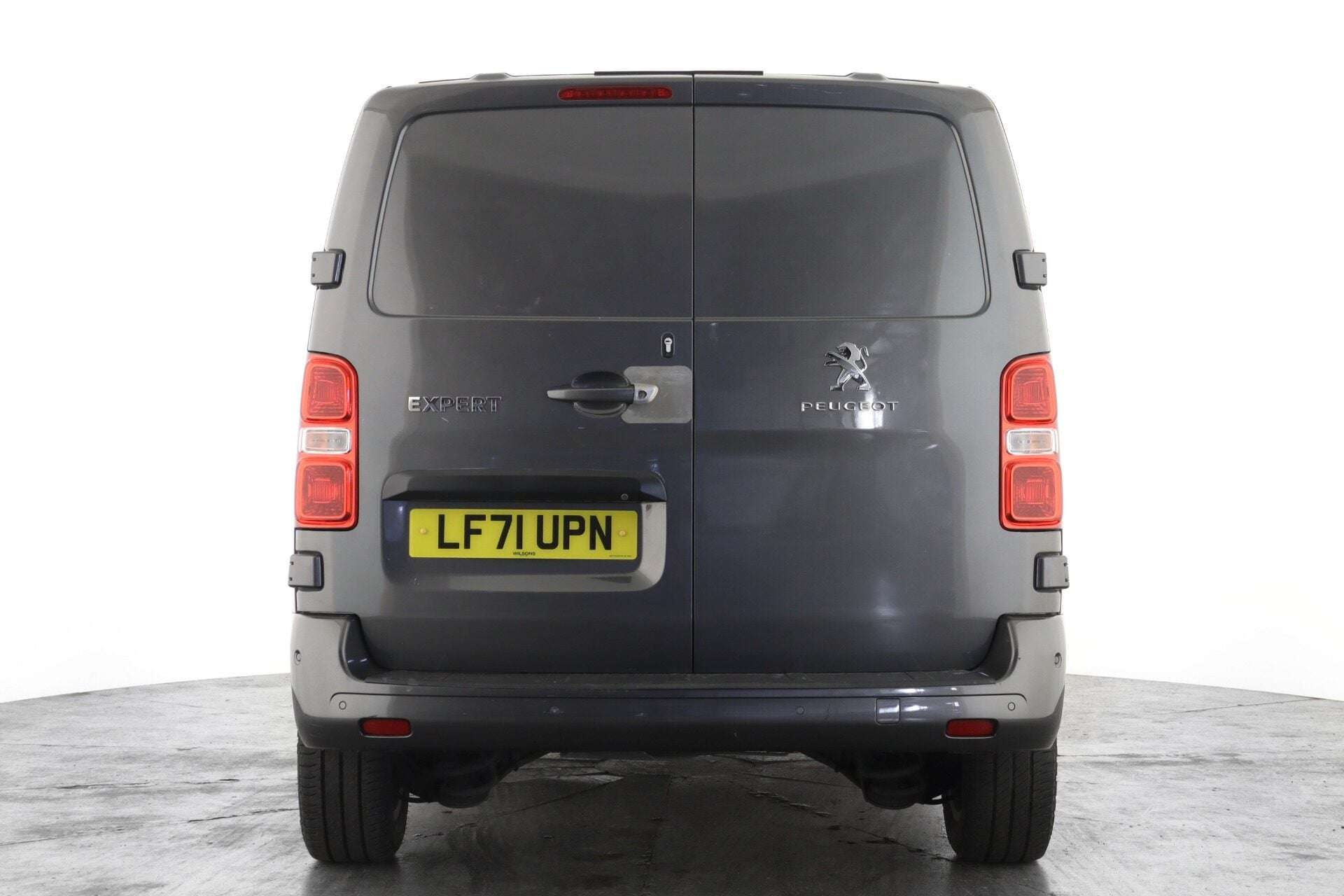 A 2021 PEUGEOT EXPERT Peugeot Expert 1400 2.0 BlueHDi 120 Asphalt A 2021 PEUGEOT EXPERT Peugeot Expert 1400 2.0 BlueHDi 120 Asphalt