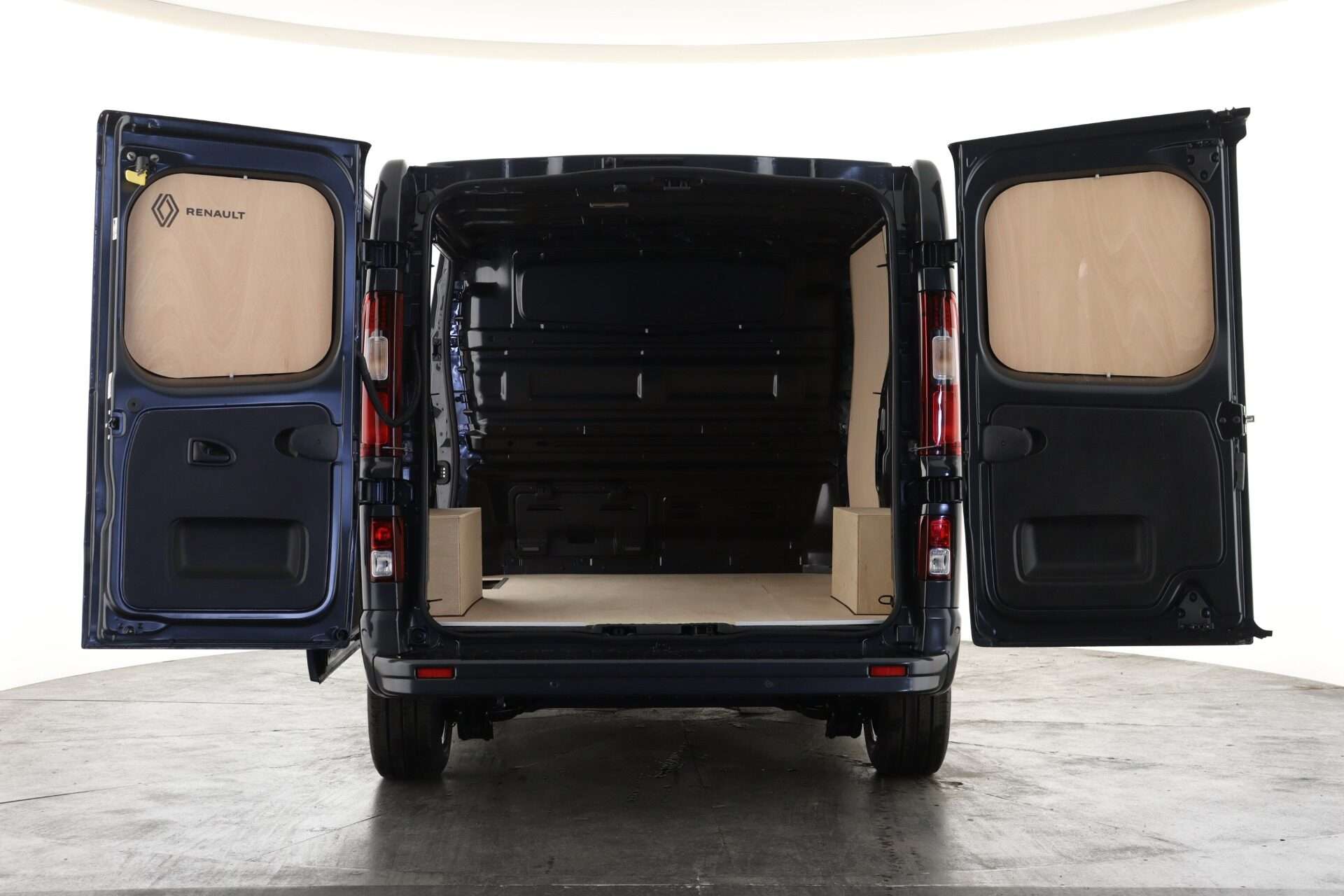 A 2026 RENAULT TRAFIC SL30 Blue dCi 170 Graphite Edition Van EAG9 A 2026 RENAULT TRAFIC SL30 Blue dCi 170 Graphite Edition Van EAG9