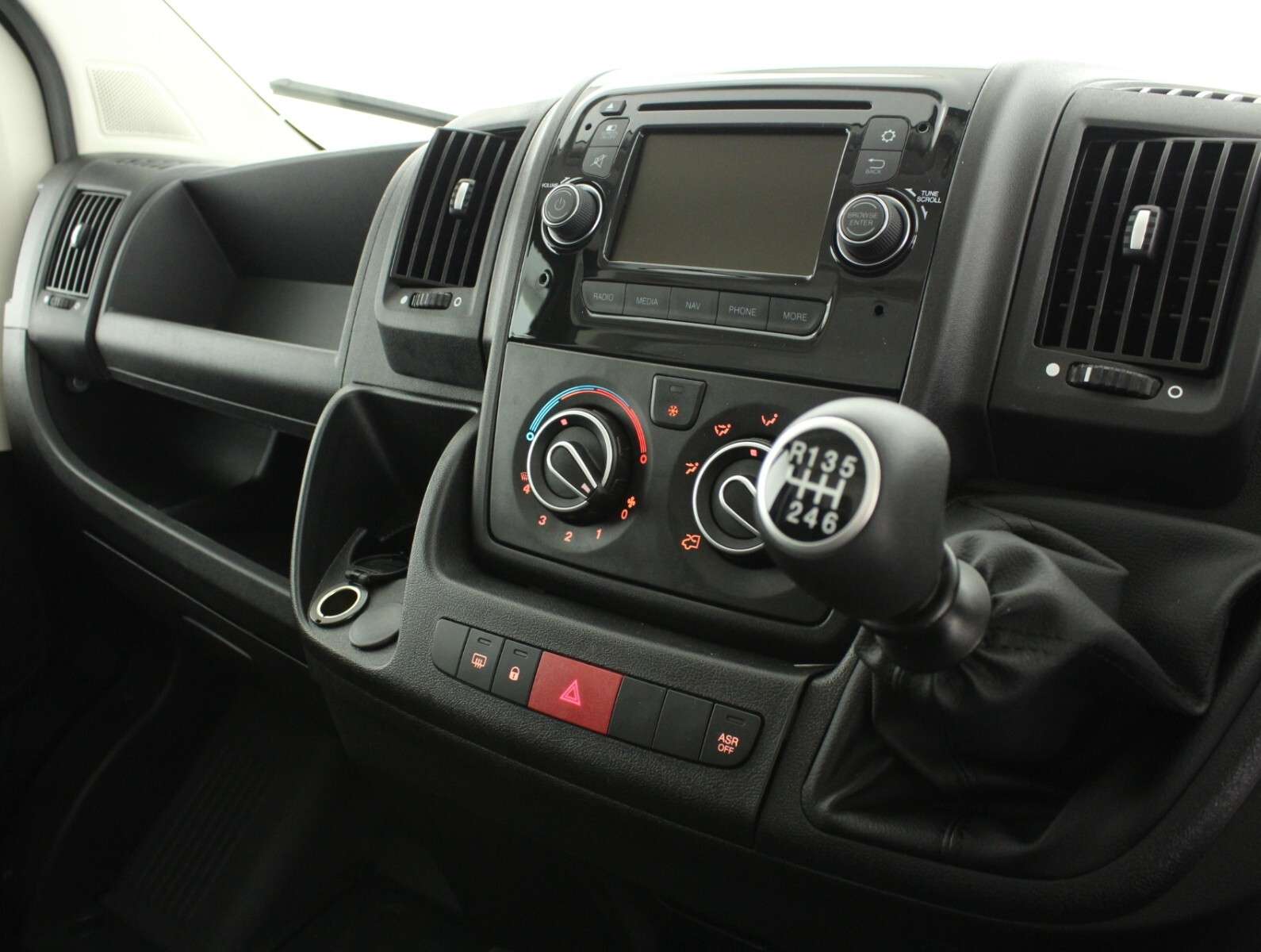 null PEUGEOT BOXER null PEUGEOT BOXER