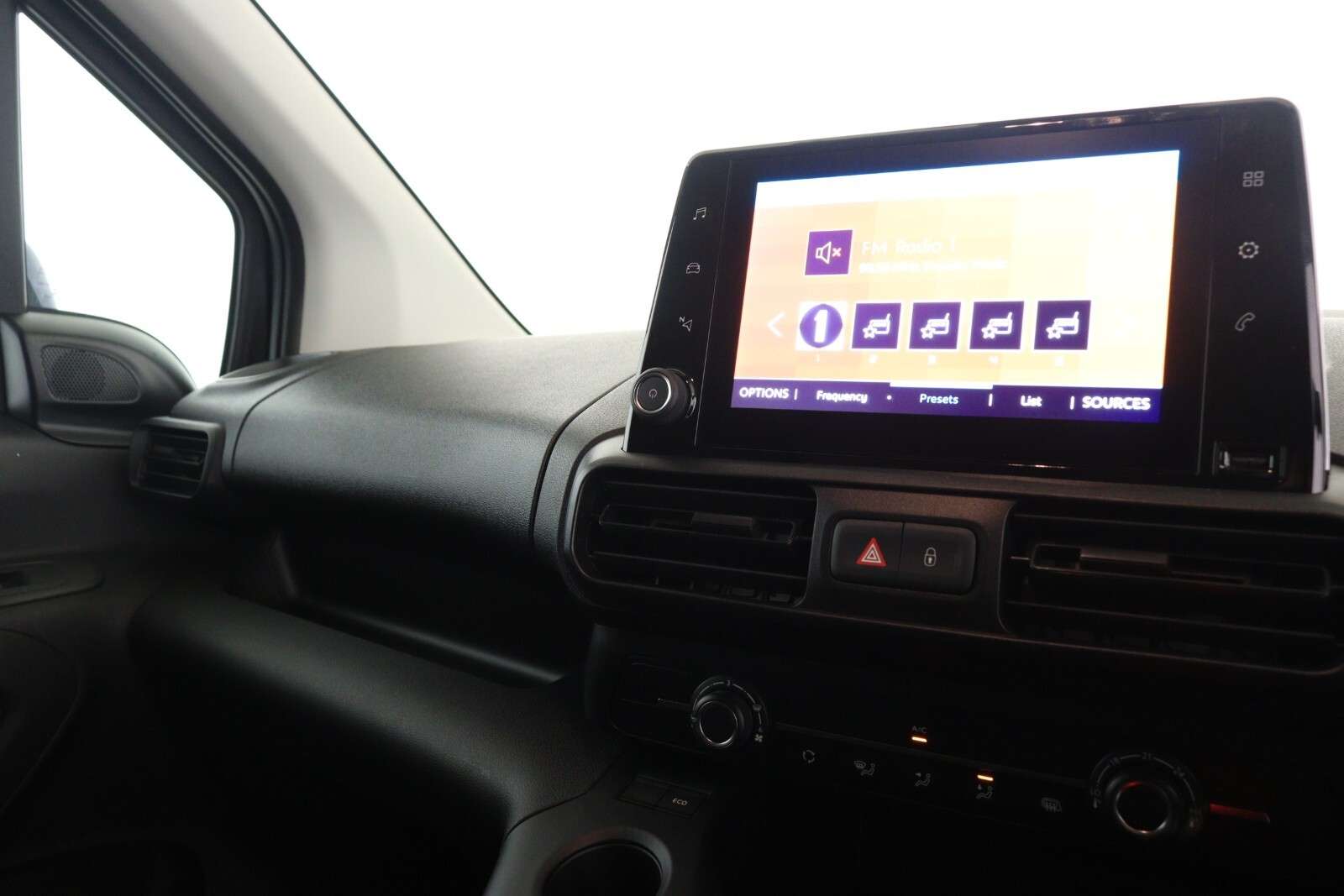 null PEUGEOT PARTNER null PEUGEOT PARTNER