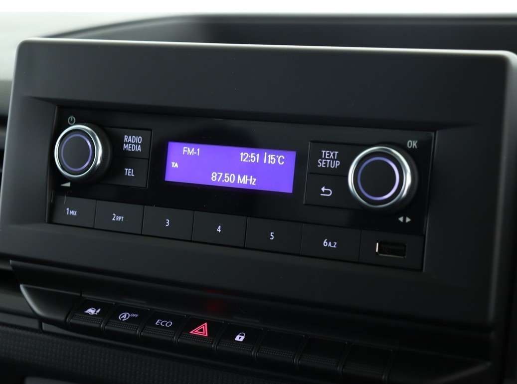 null RENAULT TRAFIC null RENAULT TRAFIC