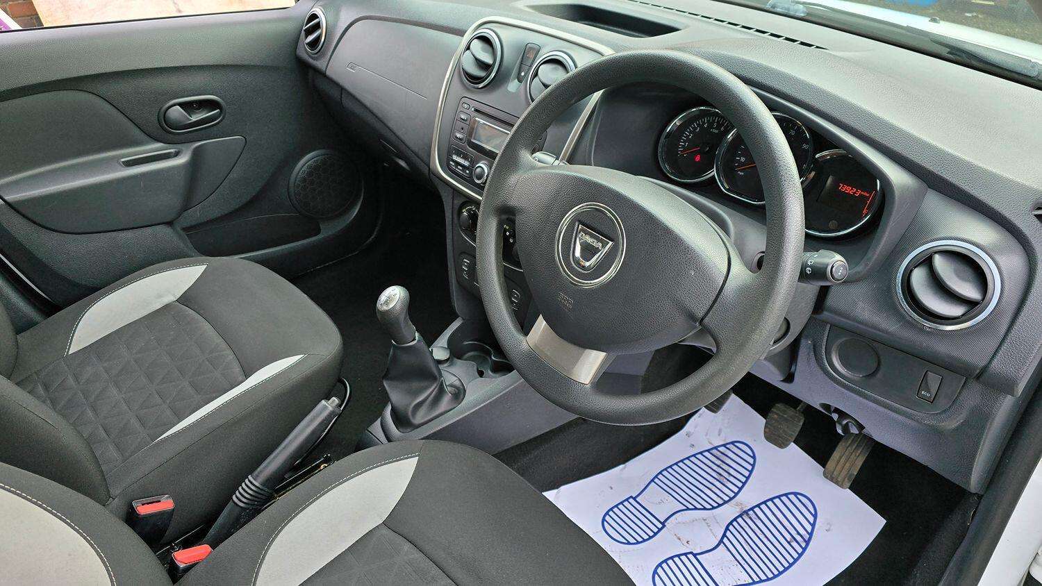 2013 DACIA SANDERO STEPWAY 2013 DACIA SANDERO STEPWAY