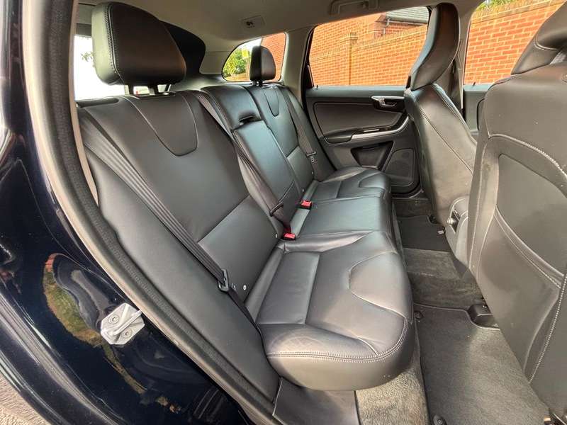 2017 VOLVO XC60 2017 VOLVO XC60