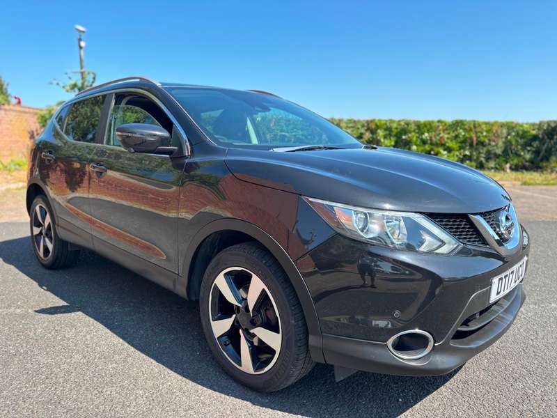 A 2017 NISSAN QASHQAI N-CONNECTA DCI A 2017 NISSAN QASHQAI N-CONNECTA DCI