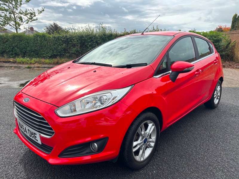 A 2014 FORD FIESTA ZETEC A 2014 FORD FIESTA ZETEC