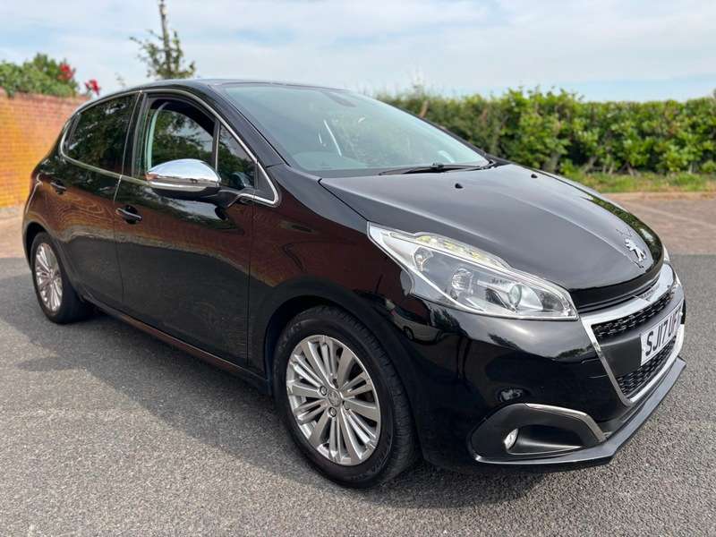 A 2017 PEUGEOT 208 BLUE HDI ALLURE A 2017 PEUGEOT 208 BLUE HDI ALLURE