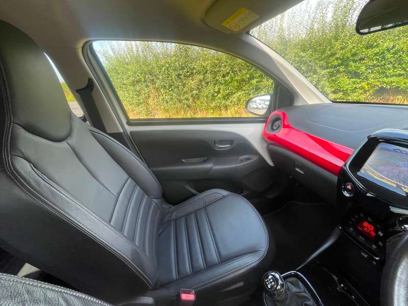 2016 PEUGEOT 108 2016 PEUGEOT 108