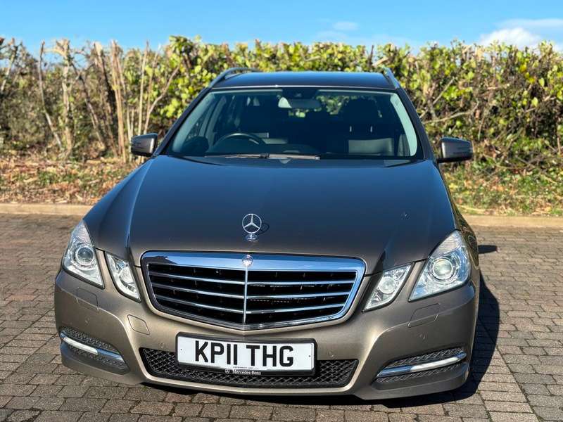 A 2011 MERCEDES E CLASS E250 CDI BLUEEFFICIENCY AVANTGARDE A 2011 MERCEDES E CLASS E250 CDI BLUEEFFICIENCY AVANTGARDE