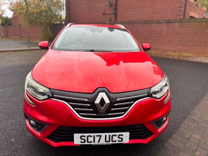 A 2017 RENAULT MEGANE SIGNATURE NAV DCI A 2017 RENAULT MEGANE SIGNATURE NAV DCI