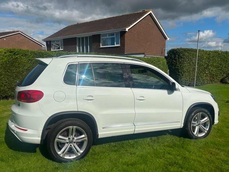 2015 VOLKSWAGEN TIGUAN 2015 VOLKSWAGEN TIGUAN