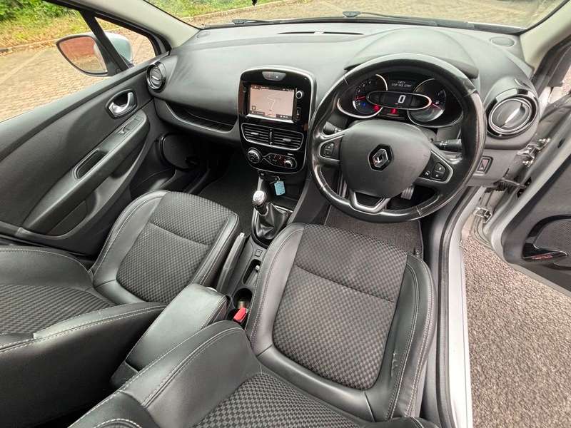 2017 RENAULT CLIO 2017 RENAULT CLIO