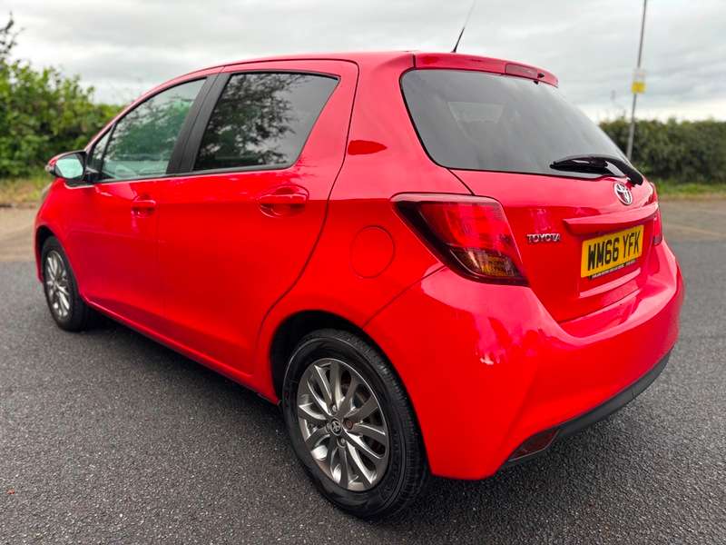 2017 TOYOTA YARIS 2017 TOYOTA YARIS