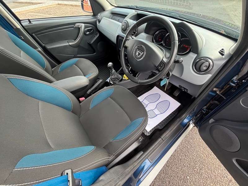 2015 DACIA DUSTER 2015 DACIA DUSTER