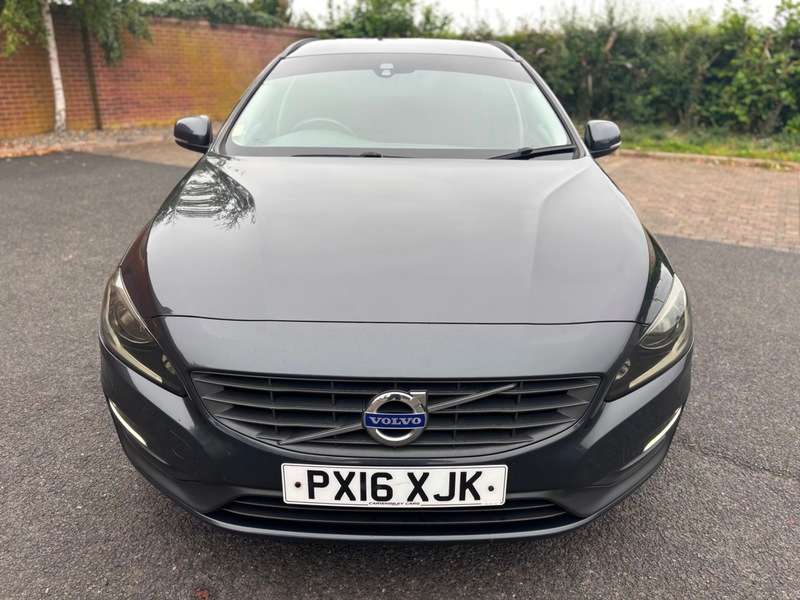 A 2016 VOLVO V60 D4 BUSINESS EDITION A 2016 VOLVO V60 D4 BUSINESS EDITION