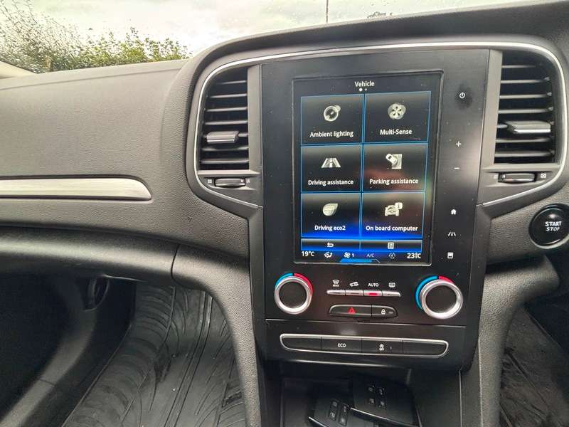 2017 RENAULT MEGANE 2017 RENAULT MEGANE
