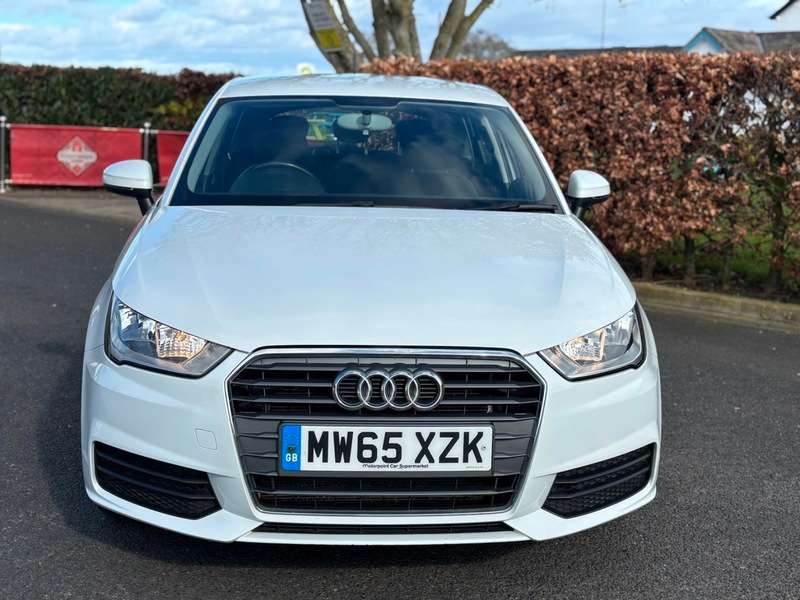 A 2015 AUDI A1 SPORTBACK TDI SE A 2015 AUDI A1 SPORTBACK TDI SE