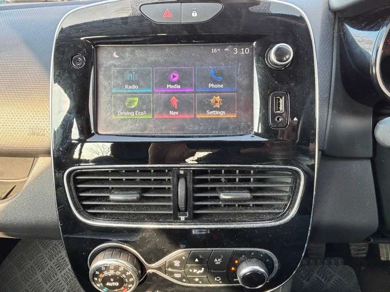 2017 RENAULT CLIO 2017 RENAULT CLIO