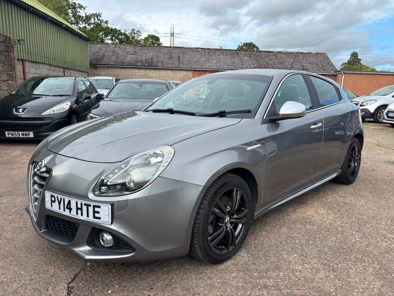 A 2014 ALFA ROMEO GIULIETTA TB MULTIAIR EXCLUSIVE A 2014 ALFA ROMEO GIULIETTA TB MULTIAIR EXCLUSIVE