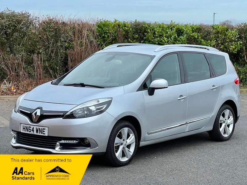 A 2014 RENAULT GRAND SCENIC DYNAMIQUE TOMTOM ENERGY MPV 1.5 dCi 110 BHP S/S 7 SEATER £20 TAX A 2014 RENAULT GRAND SCENIC DYNAMIQUE TOMTOM ENERGY MPV 1.5 dCi 110 BHP S/S 7 SEATER £20 TAX