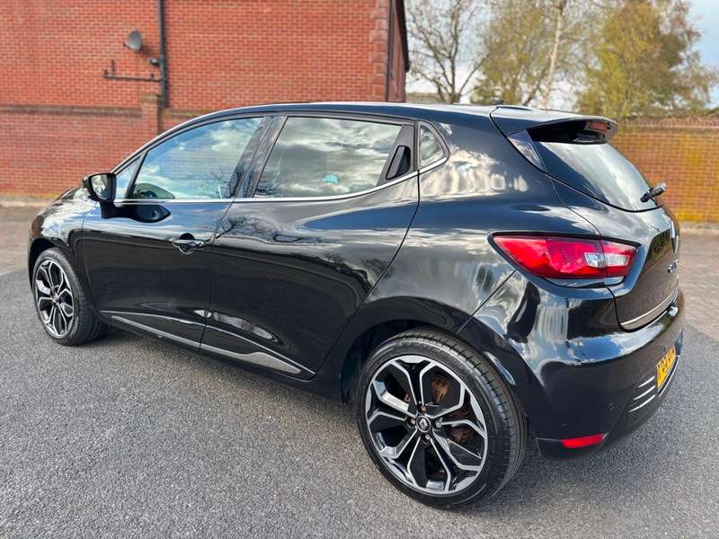 2019 RENAULT CLIO 2019 RENAULT CLIO