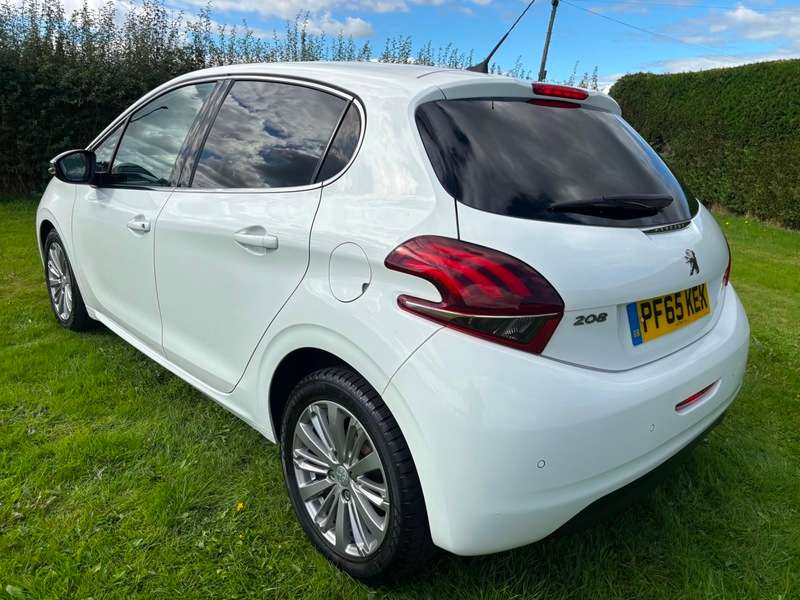 2016 PEUGEOT 208 2016 PEUGEOT 208