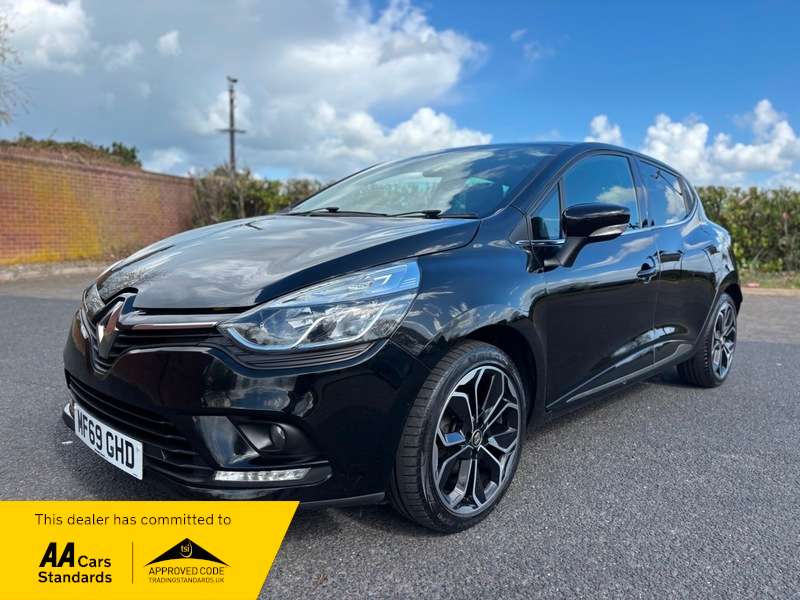 A 2019 RENAULT CLIO ICONIC DCI A 2019 RENAULT CLIO ICONIC DCI