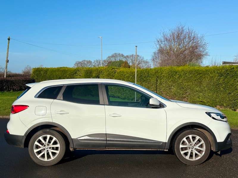 A 2018 RENAULT KADJAR DYNAMIQUE NAV DCI A 2018 RENAULT KADJAR DYNAMIQUE NAV DCI