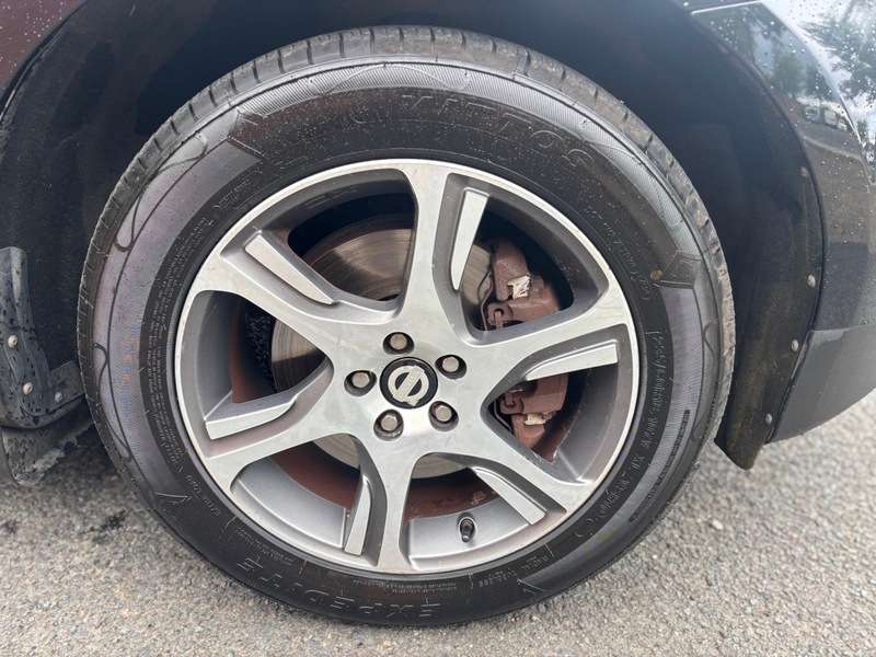 2011 VOLVO XC60 2011 VOLVO XC60