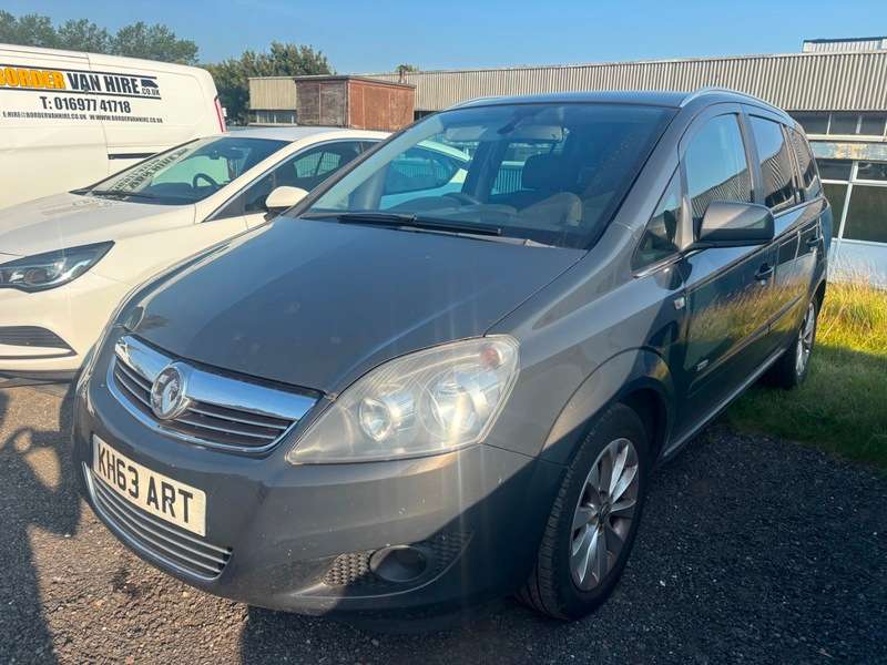 A 2013 VAUXHALL ZAFIRA DESIGN 7 SEATER A 2013 VAUXHALL ZAFIRA DESIGN 7 SEATER