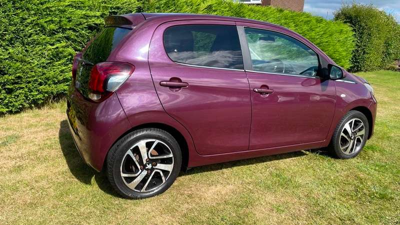 2015 PEUGEOT 108 2015 PEUGEOT 108