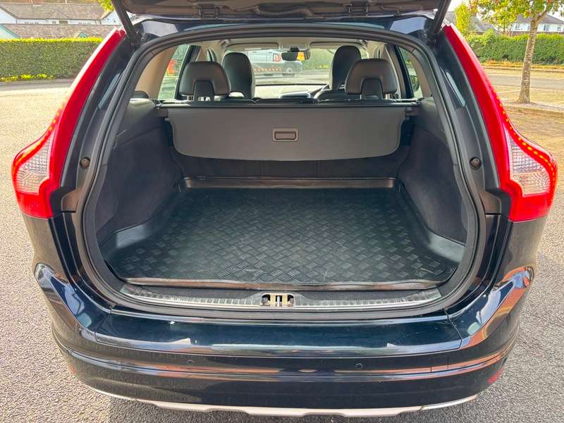 2017 VOLVO XC60 2017 VOLVO XC60