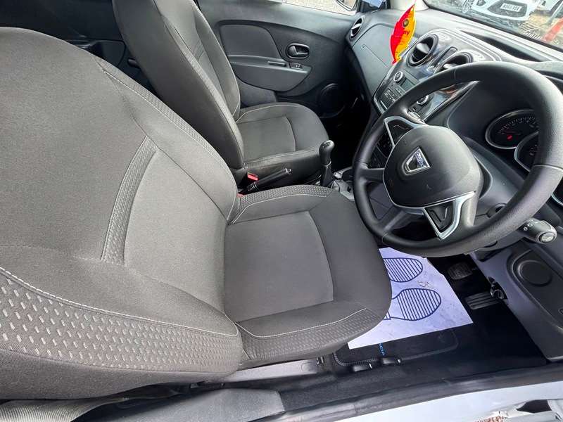 A 2020 DACIA SANDERO ESSENTIAL SCE A 2020 DACIA SANDERO ESSENTIAL SCE