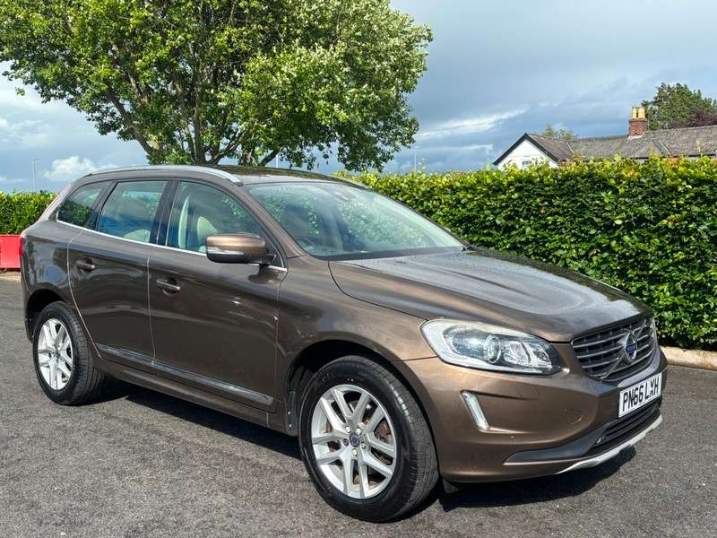 A 2016 VOLVO XC60 D4 SE LUX NAV 6 SPEED MANUAL DIESEL A 2016 VOLVO XC60 D4 SE LUX NAV 6 SPEED MANUAL DIESEL