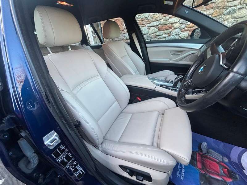 A 2015 BMW 5 SERIES 530d M SPORT TOURING AUTOMATIC A 2015 BMW 5 SERIES 530d M SPORT TOURING AUTOMATIC