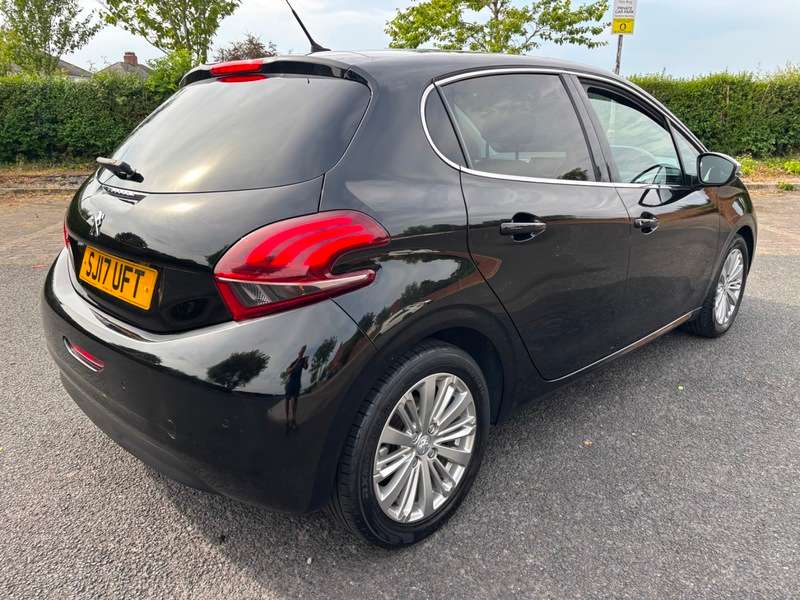2017 PEUGEOT 208 2017 PEUGEOT 208